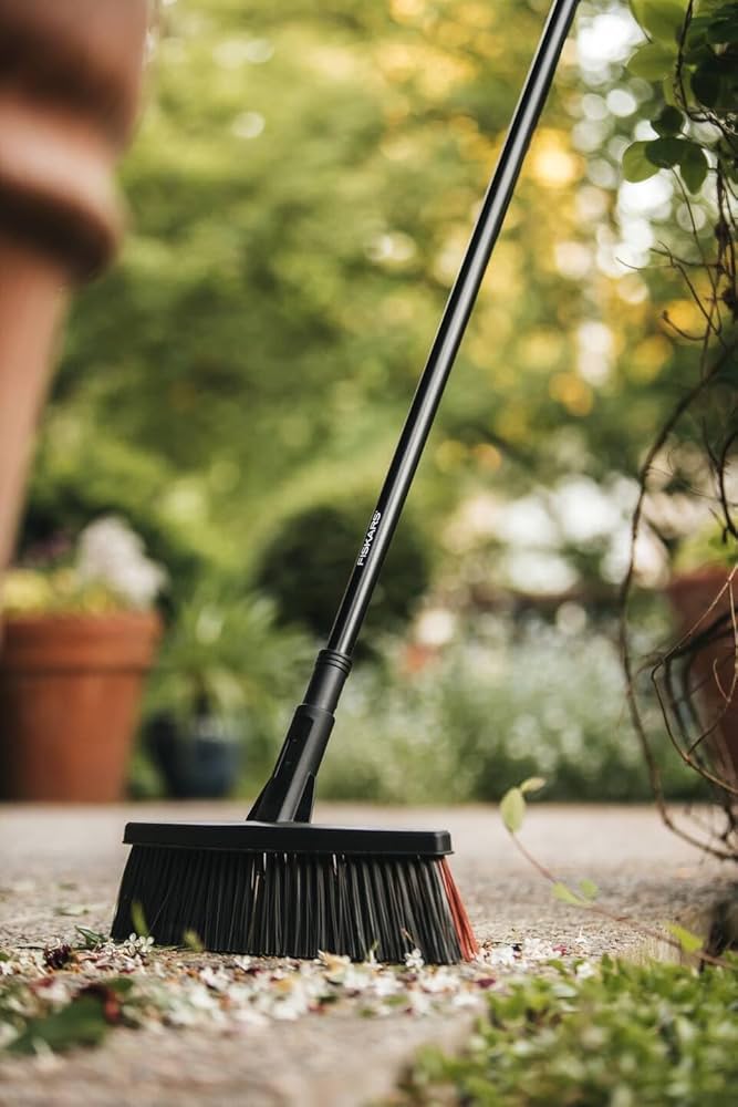 6411501351210 ეზოს მოსარეცხი ჯაგრისი Solid all purpose yard broom DK