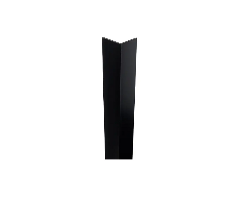 პლასტ. დამც. შავი კუთხოვანა 20*20 LUA010